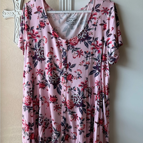 Torrid Tops - Picture 9 of 16